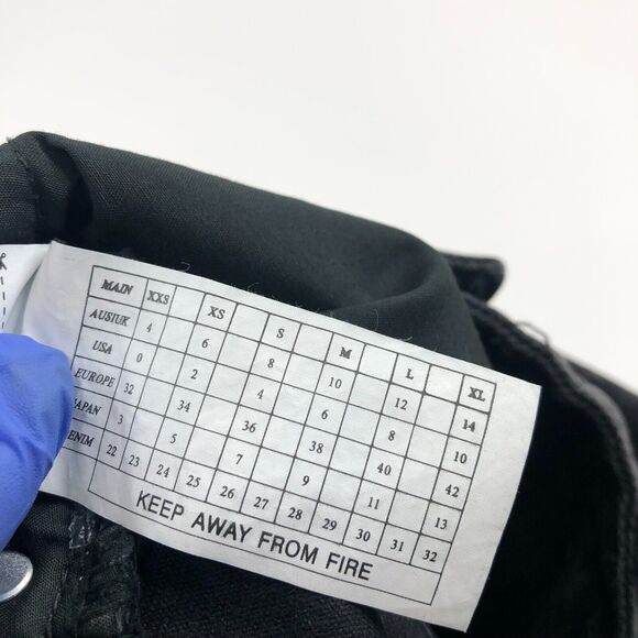 One Teaspoon Trashed Free Birds 28 (Fit 33W 26.5L) Mid Rise Distressed Jean - Picture 11 of 11